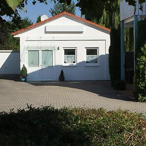 Villa Ferienhaus Brueckner à Morstadt Exterior photo