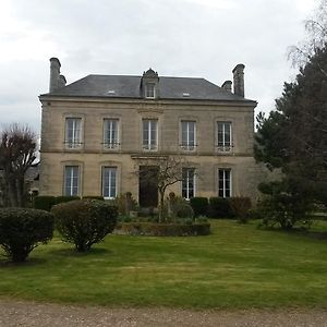 Bed and Breakfast Maison de Charme à Epinay-sur-Odon Exterior photo