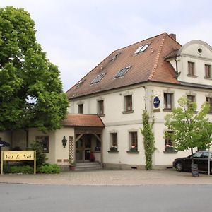 Hotel Gasthof Zur Linde à Heßdorf Exterior photo