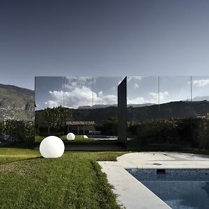 Mirror Houses Bozen Exterior photo