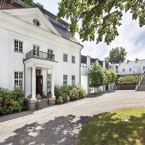 Hotel Bergendal à Sollentuna Exterior photo