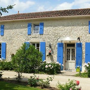 Bed and Breakfast Le Clos de la Vigne à Montreuil  Exterior photo