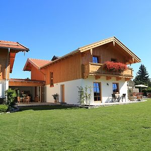 Hotel Pension Schweizerhaus Garni à Weyarn Exterior photo