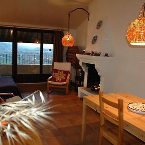 Appartement Loft Con Chimenea Y Terraza Con Vistas à Montsonis Exterior photo