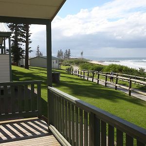 Hotel Bulli Beach Tourist Park Exterior photo