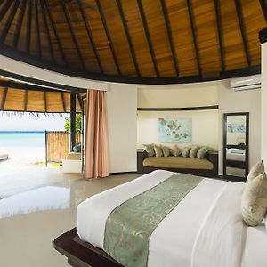 Hilton Maldives Iru Fushi Resort & Spa Dhigurah  Exterior photo