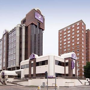 Premier Inn Sunbury - Kempton Park Exterior photo