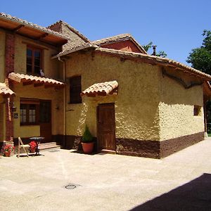Villa El Porma à Villanueva del Condado Exterior photo