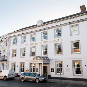 Hotel The Wellington à Brecon Exterior photo