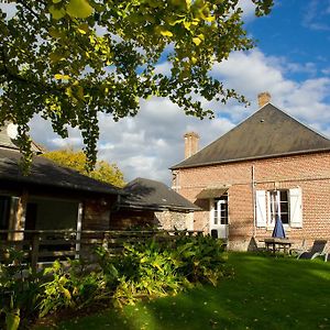 Bed and Breakfast Domaine des Célestins à Bernay-en-Ponthieu Exterior photo