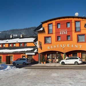 Hotel Penzion Hm à Oscadnica Exterior photo