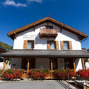 Hotel Garni Alpenrose - Grusaida à Scuol Exterior photo