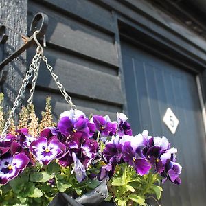 Hotel Blatches Farm à Great Dunmow Exterior photo