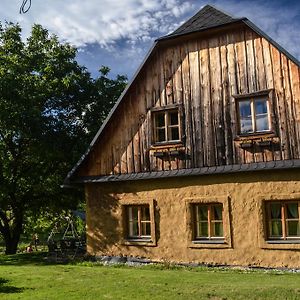 Villa Penzion Pislikdum à Stara Cervena Voda Exterior photo