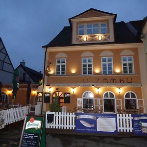 Hotel Penzion - Restaurant U Zamku à Bečov nad Teplou Exterior photo