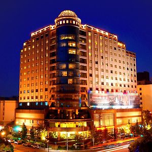 Dynasty International Hotel Kunming Exterior photo
