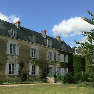 Hotel Manoir De Vilaines à Varennes  Exterior photo