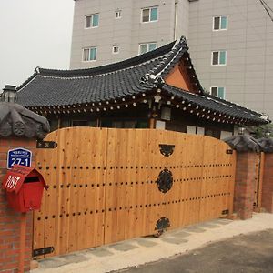 Dasomchae Hanok Stay Gwangju Metropolitan City Exterior photo