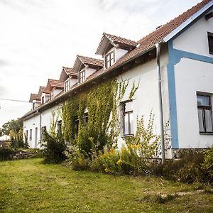 Appartement Penzion Mnisek à Stribrec Exterior photo