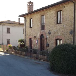 Maison d'hôtes La Corte Del Daino à Mercatello  Exterior photo