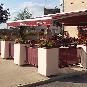 Hotel Sarl Macarena à Pouillenay Exterior photo