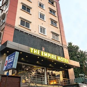 Hôtel Treebo Empire à Vijayawāda Exterior photo