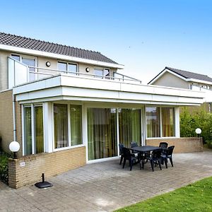 Villa Beautiful Wellness House With A Solarium, In A Water Area à Heel Exterior photo