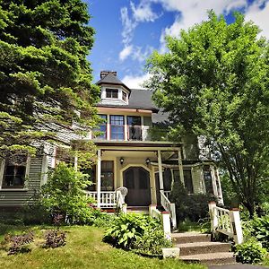 Elmwood Heritage Inn Charlottetown Exterior photo