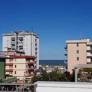 Hotel I Pini Lido di Pomposa Exterior photo