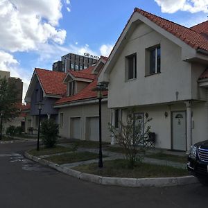Villa T House à Oulan-Bator Exterior photo