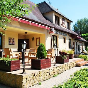 Hotel Dwa Bratanki à Rzeszów Exterior photo