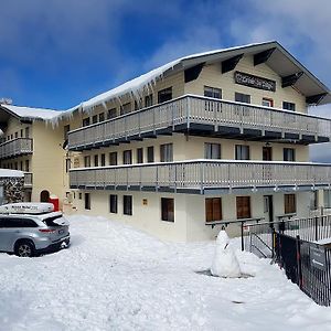 Enzian Hotel Mt Buller Mount Buller Exterior photo