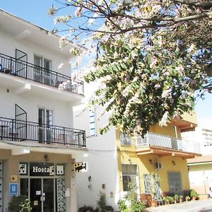 Hostal Nevada Fuengirola Exterior photo