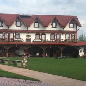 Hotel Pensiunea la Nise à Sîmbăta de Sus Exterior photo