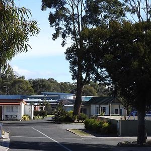 Hotel Moomba Holiday And Caravan Park à Port Sorell Exterior photo