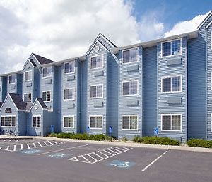 Microtel Inn & Suites By Wyndham Rapid City Exterior photo