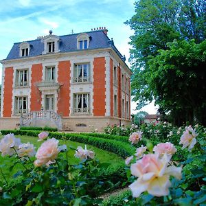 Hotel Château de la Chaix à Saint-Christophe-en-Brionnais Exterior photo