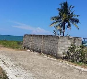 Arugambay Seaside Villa Baie d'Arugam Exterior photo