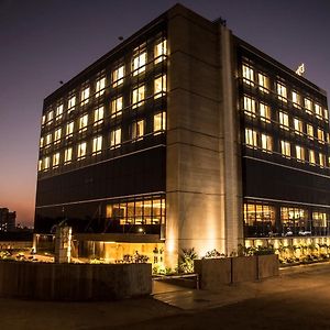 Hotel Eulogia à Ahmedabad Exterior photo