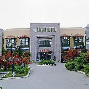 Ulasan Hotel Caravan Camping Ankara Exterior photo