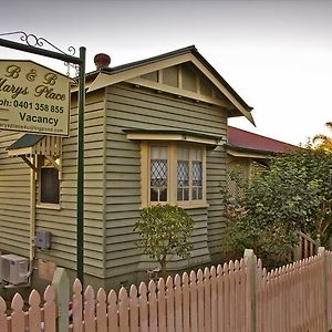 Bed and Breakfast Marys Place à Ipswich Exterior photo