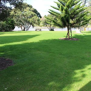 Hotel Urenui Beach Camp Exterior photo