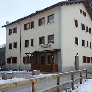 Hotel Casa Alpina Sacro Cuore à Canale dʼAgordo Exterior photo