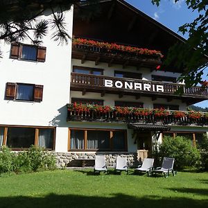 Aparthotel Garni Bonaria à Corvara In Badia Exterior photo