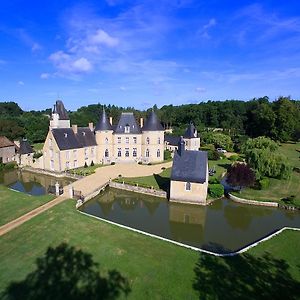 Bed and Breakfast Château de Vaulogé à Fercé-sur-Sarthe Exterior photo