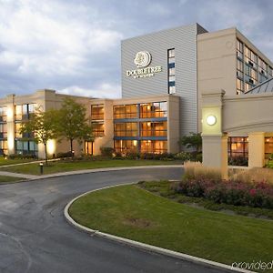 Hotel Doubletree By Hilton Chicago - Arlington Heights Exterior photo