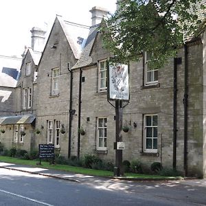 Bed and Breakfast The Tollemache Arms à Buckminster Exterior photo