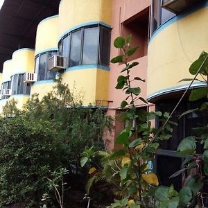 Hotel Sai Samrat Inn Panvel Exterior photo