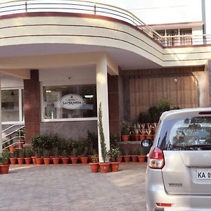 Hotel Sai Skanda à Subrahmanya Exterior photo