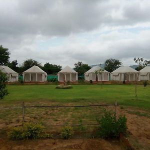 Hotel The Tiger Hill Sariska à Bairāt Exterior photo